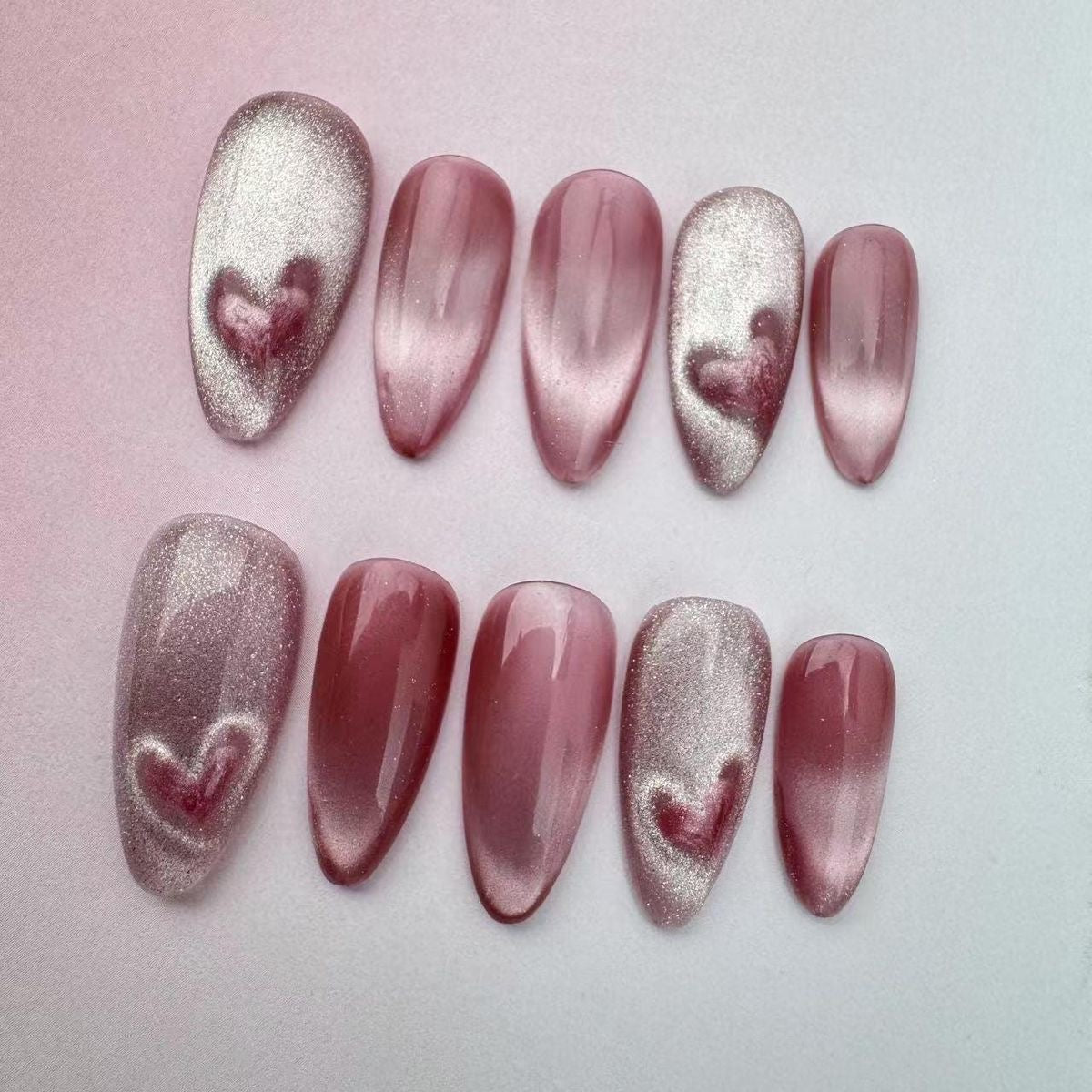 Romantic Pink Cat Eye Magnetic Press On Nails with Heart Design | Sparkly Valentine Nails