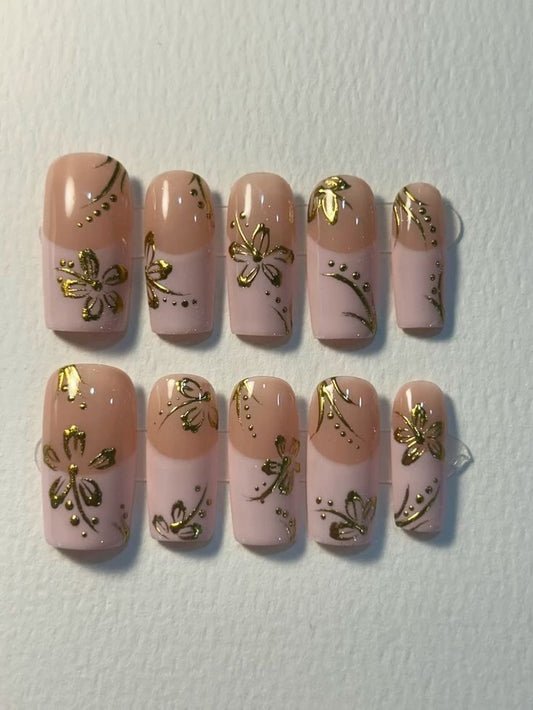 Nude Pink Gold Floral Press-On Nails – Hand-Painted Luxury Valentine Gold Foil Set