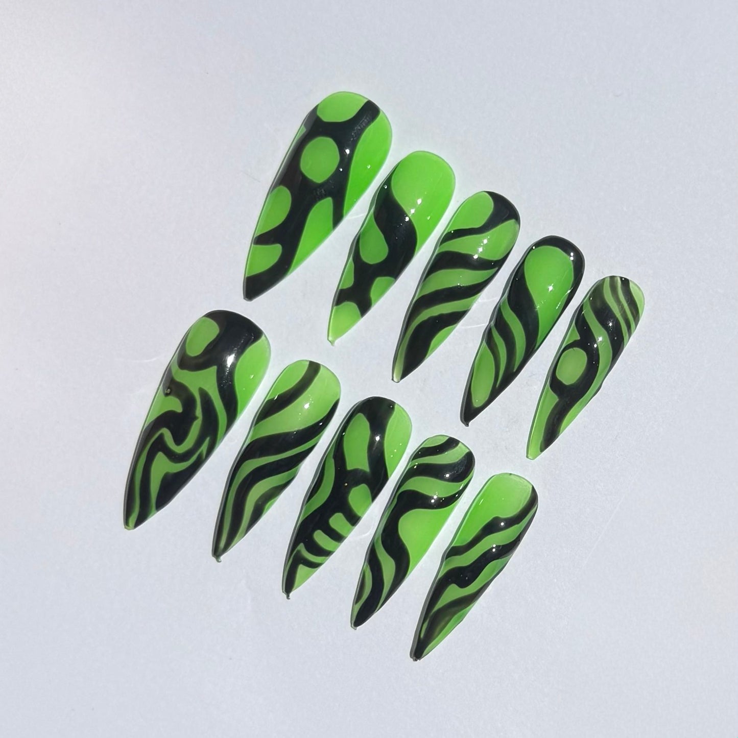 Neon Green & Black Swirl Stiletto Press-On Nails – Graphic Gloss Set