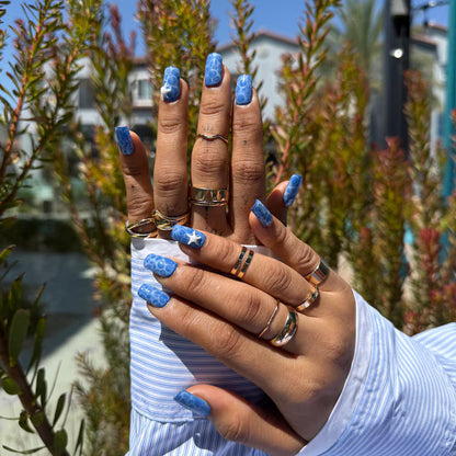 Ocean Bubble Blue Press On Nails |3D Water Effect with White Starfish Accent |Sea Wave Short Square Nail Set