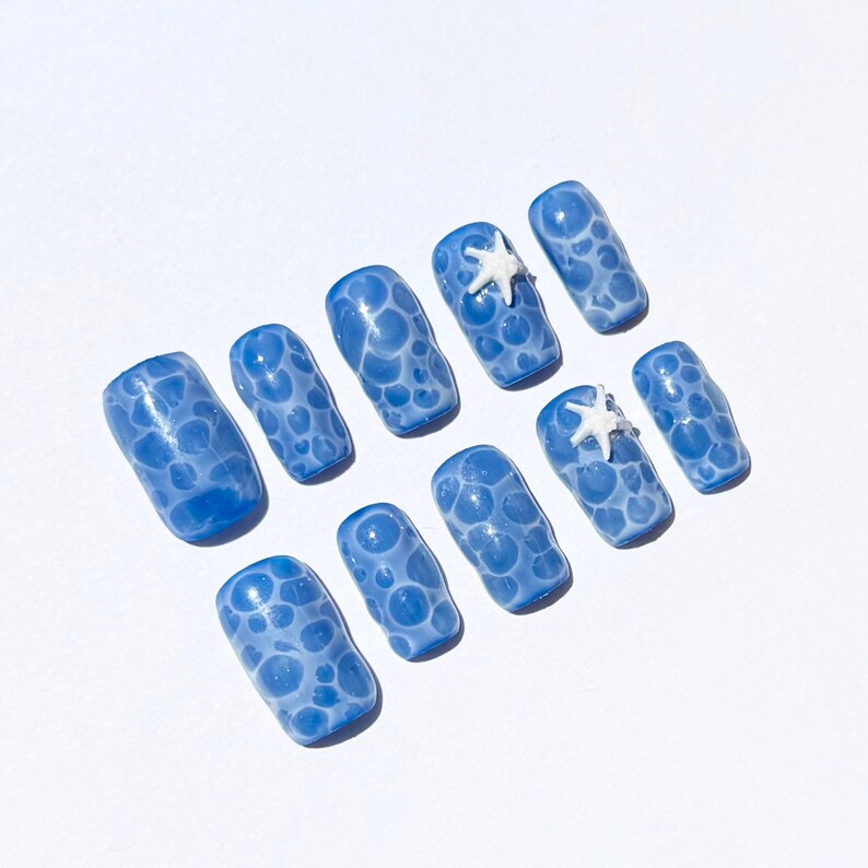 Ocean Bubble Blue Press On Nails |3D Water Effect with White Starfish Accent |Sea Wave Short Square Nail Set